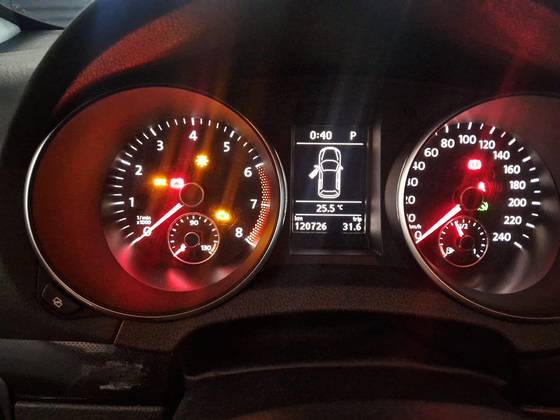 VOLKSWAGEN JETTA 2.5 I VARIANT 20V 170CV GASOLINA 4P TIPTRONIC VOLKSWAGEN JETTA 2.5 I VARIANT 20V 170CV GASOLINA 4P TIPTRONIC